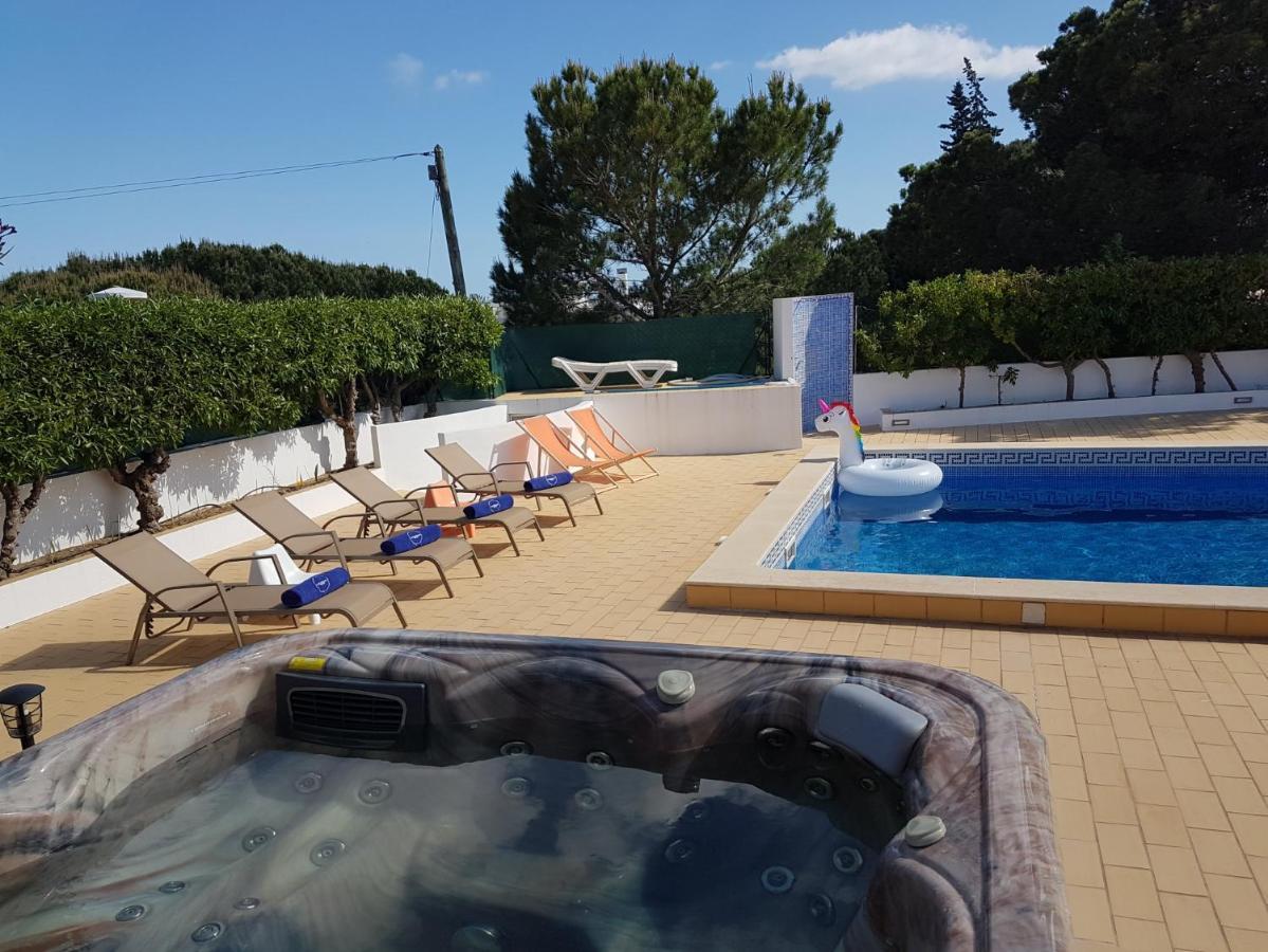 Sunset Villa By Laranjal Rentals Olhos de Agua  Extérieur photo