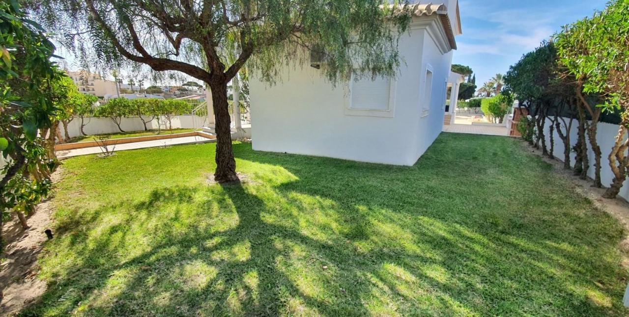 Sunset Villa By Laranjal Rentals Olhos de Agua  Extérieur photo