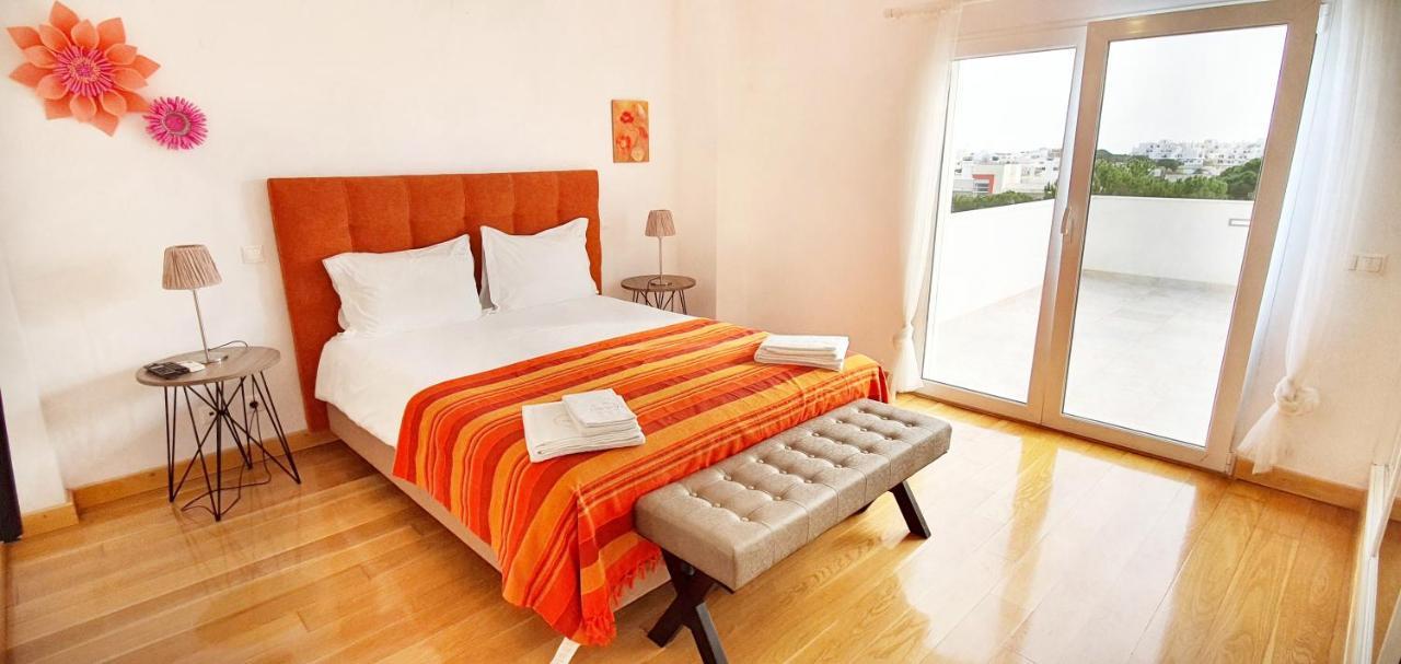 Sunset Villa By Laranjal Rentals Olhos de Agua  Extérieur photo